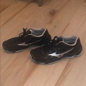 volleyball shoes